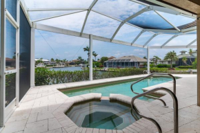 The Seahorse House I Wide Views on Tip Lot Minutes from the Gulf